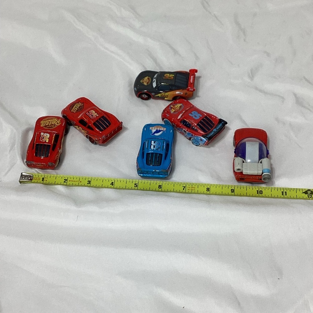 Disney Cars Movie Cars Lot 6 Lightning McQueen Ice Racer Autonaut Dinoco Lot GG - Picture 8 of 8